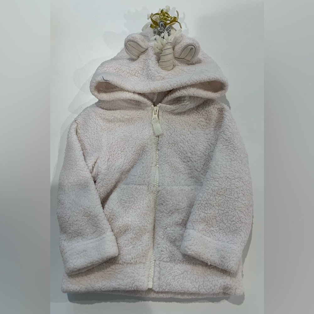 6/$20 cozy baby unicorn hoodie